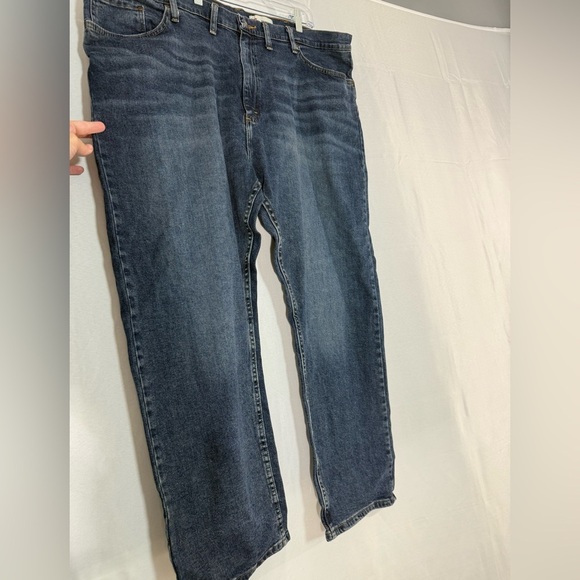 Wrangler Premium Quality Relaxed Fit Jeans Men’s 44x30 Dark Wash Denim Straight - Picture 11 of 11